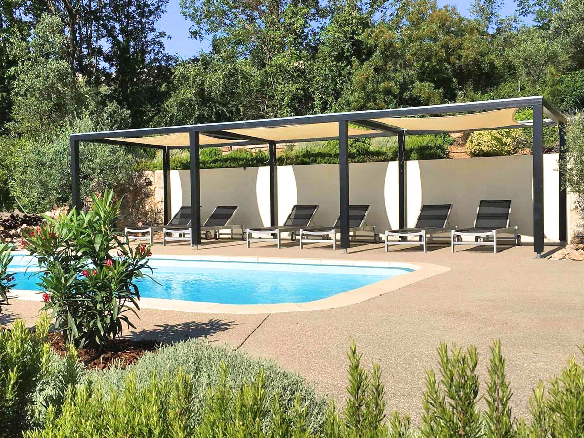 Poolområdet ger en skön känsla av det stora lugnet